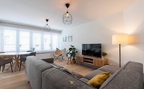 Nice Bright Apartment Near The Sea And The Marina
